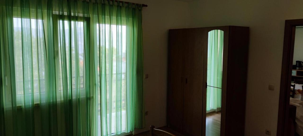 Apartments Sofija スラティネ エクステリア 写真