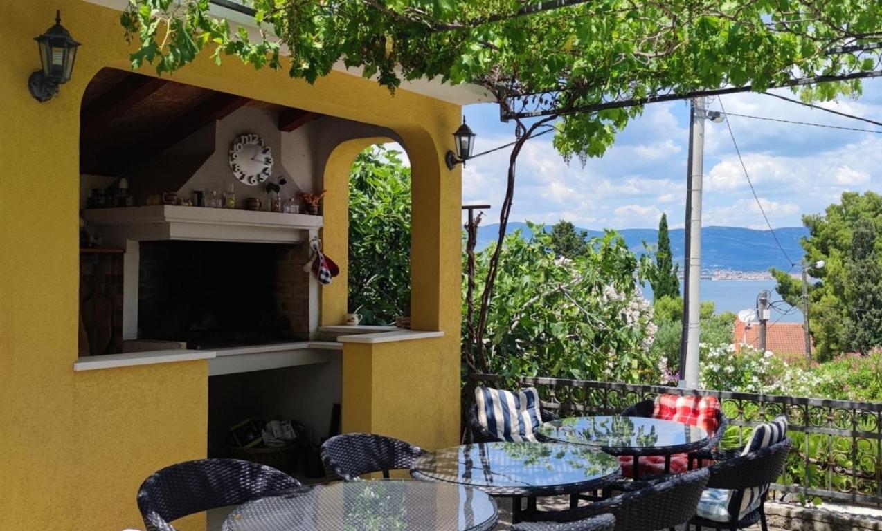 Apartments Sofija スラティネ エクステリア 写真