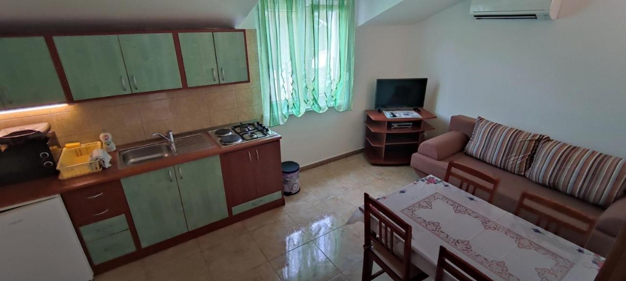 Apartments Sofija スラティネ エクステリア 写真