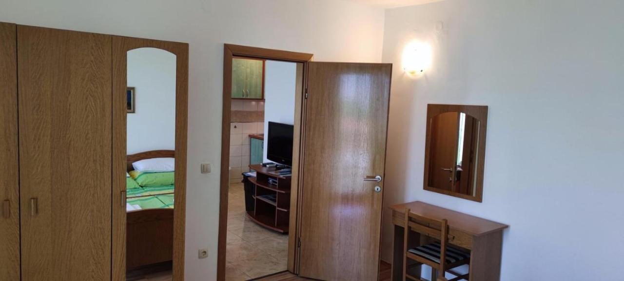 Apartments Sofija スラティネ エクステリア 写真