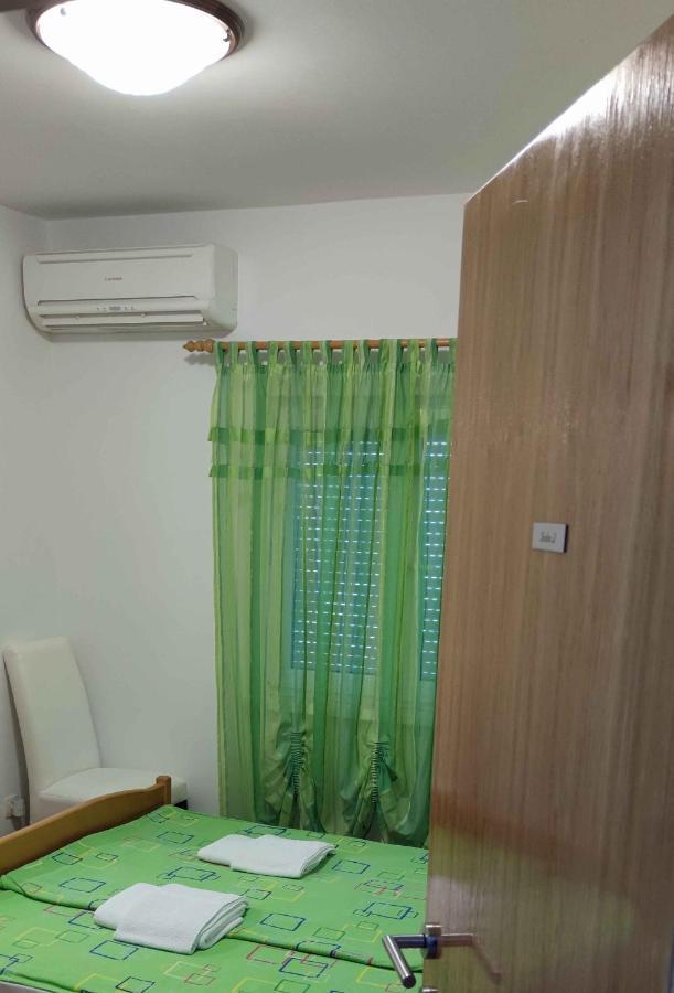Apartments Sofija スラティネ エクステリア 写真